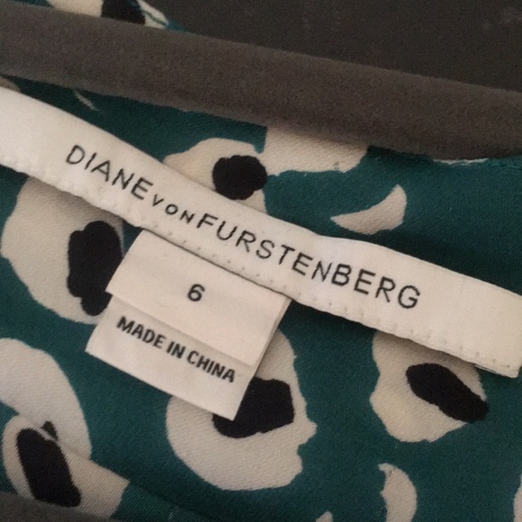 DVF green leopard top - Picture 3 of 3